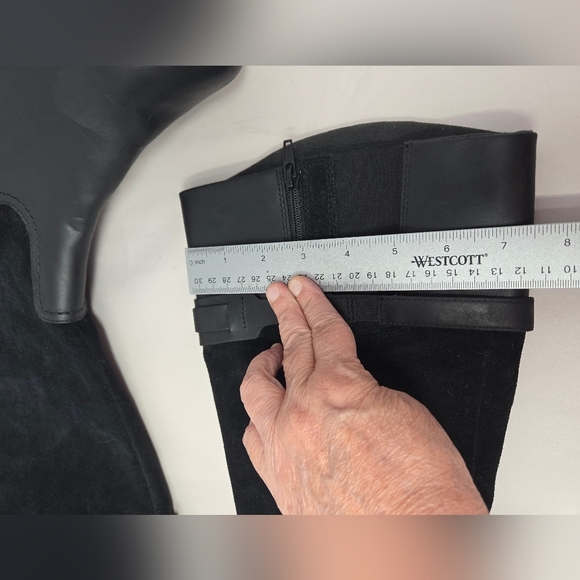 Clarks Expandable Calf Womens Riding Boots Sz 9M & 10M Maye Carly Black Leather - Picture 3 of 16